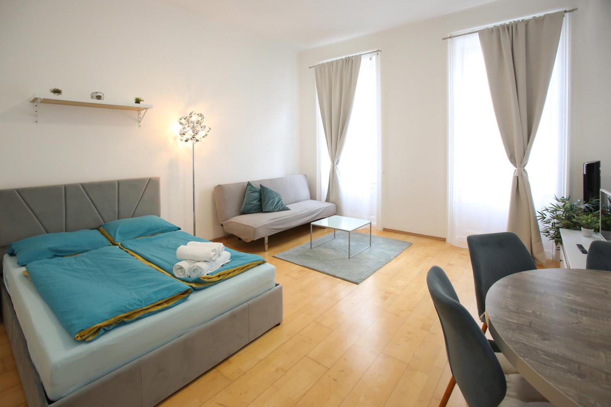 Downtown Bliss Modern Retreat With Free Parking And Fast Internet 600 Mbits Apartamento Viena Exterior foto